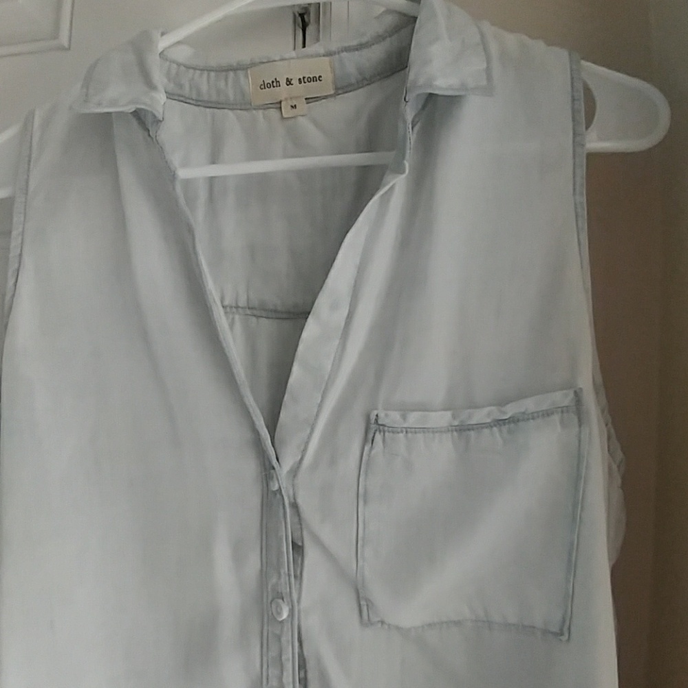 Cloth & Stone high low chambray - Picture 4 of 8